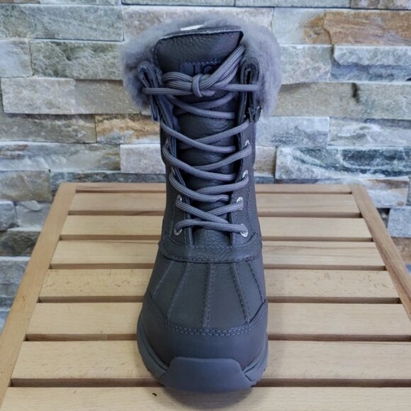 UGG Adirondack III Women's Boot - Picture 10 of 10